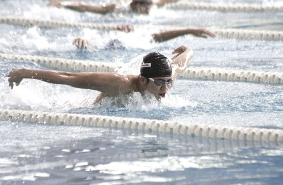 Swimmers, divers win golds at regional age groups championships